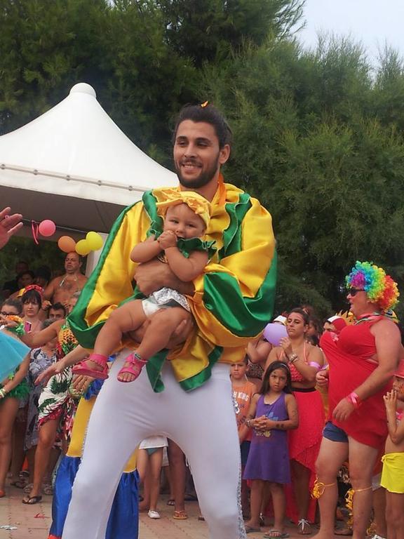 Camping Villaggio Lamaforca Torre Santa Sabina Bagian luar foto